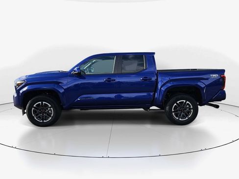 Used 2024 Toyota Tacoma TRD Sport image 9
