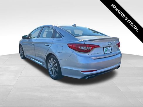 Used 2016 Hyundai Sonata Sport w/ Option Group 02 image 4