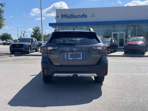 Used 2022 Subaru Outback Limited w/ Popular Package #2 AWD/4WD image 5