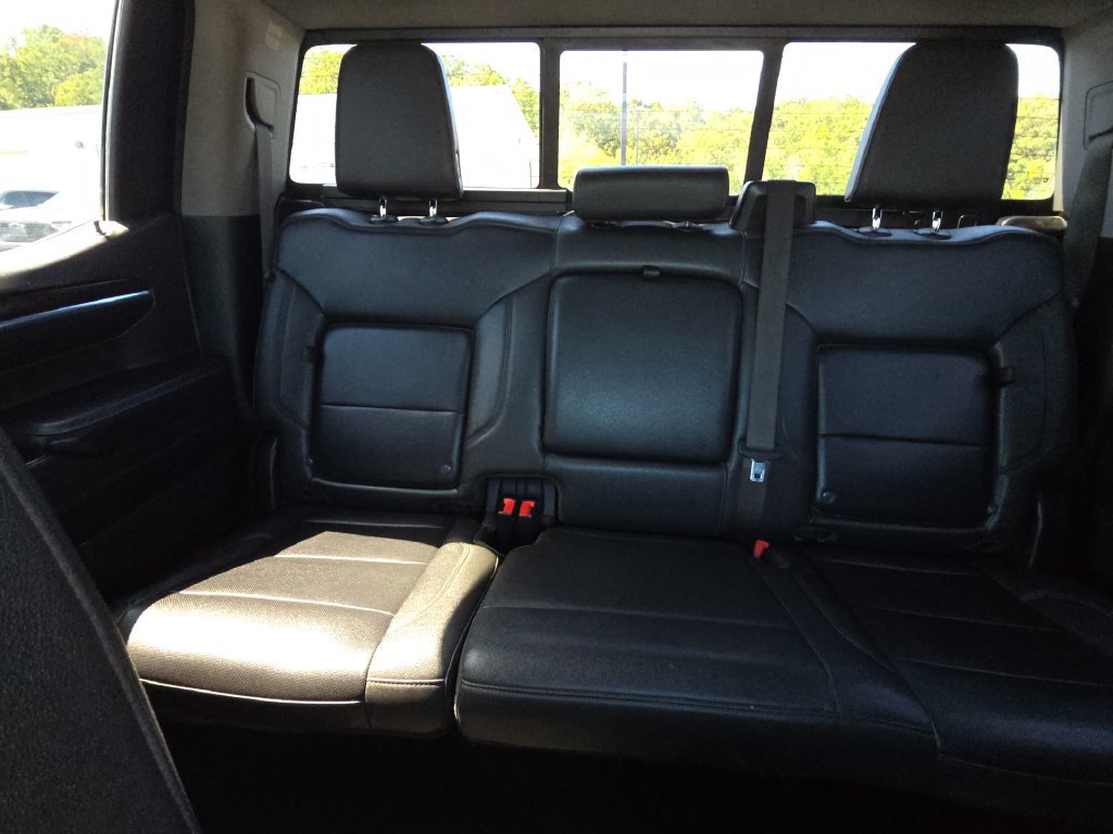 Used 2022 GMC Sierra 1500 SLT w/ SLT Convenience Package AWD/4WD image 27