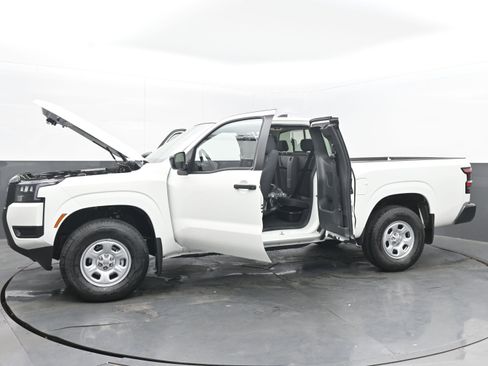 New 2026 Nissan Frontier S image 40