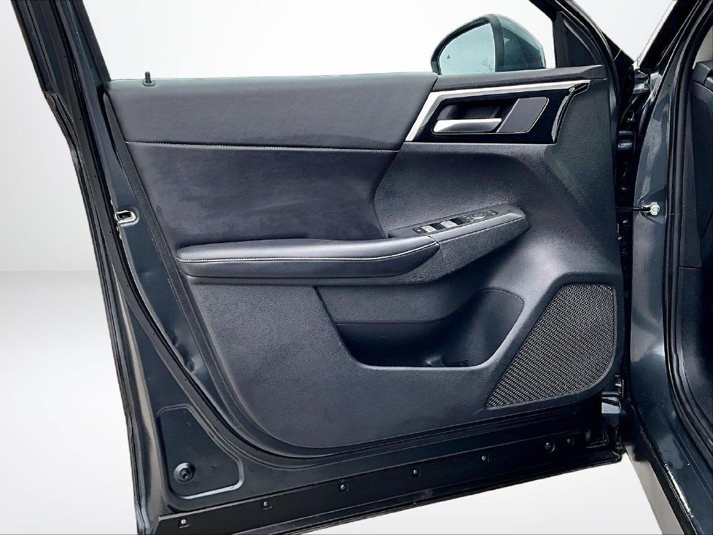 Used 2024 Mitsubishi Outlander SE FWD image 23