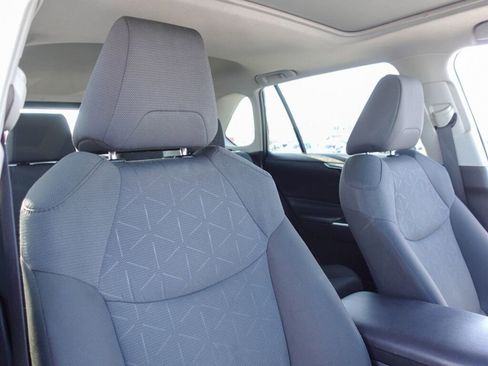 Certified 2024 Toyota RAV4 XLE image 15