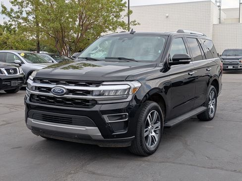 Used 2024 Ford Expedition Limited AWD/4WD image 10