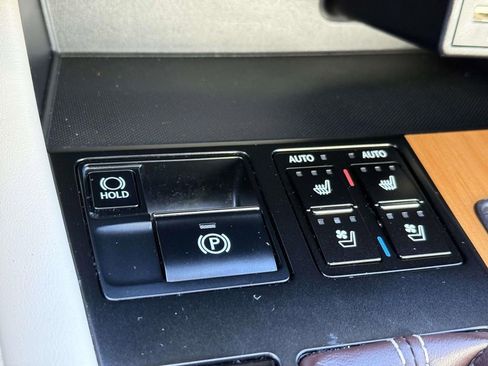 Used 2020 Lexus RX 350 w/ Premium Package image 25