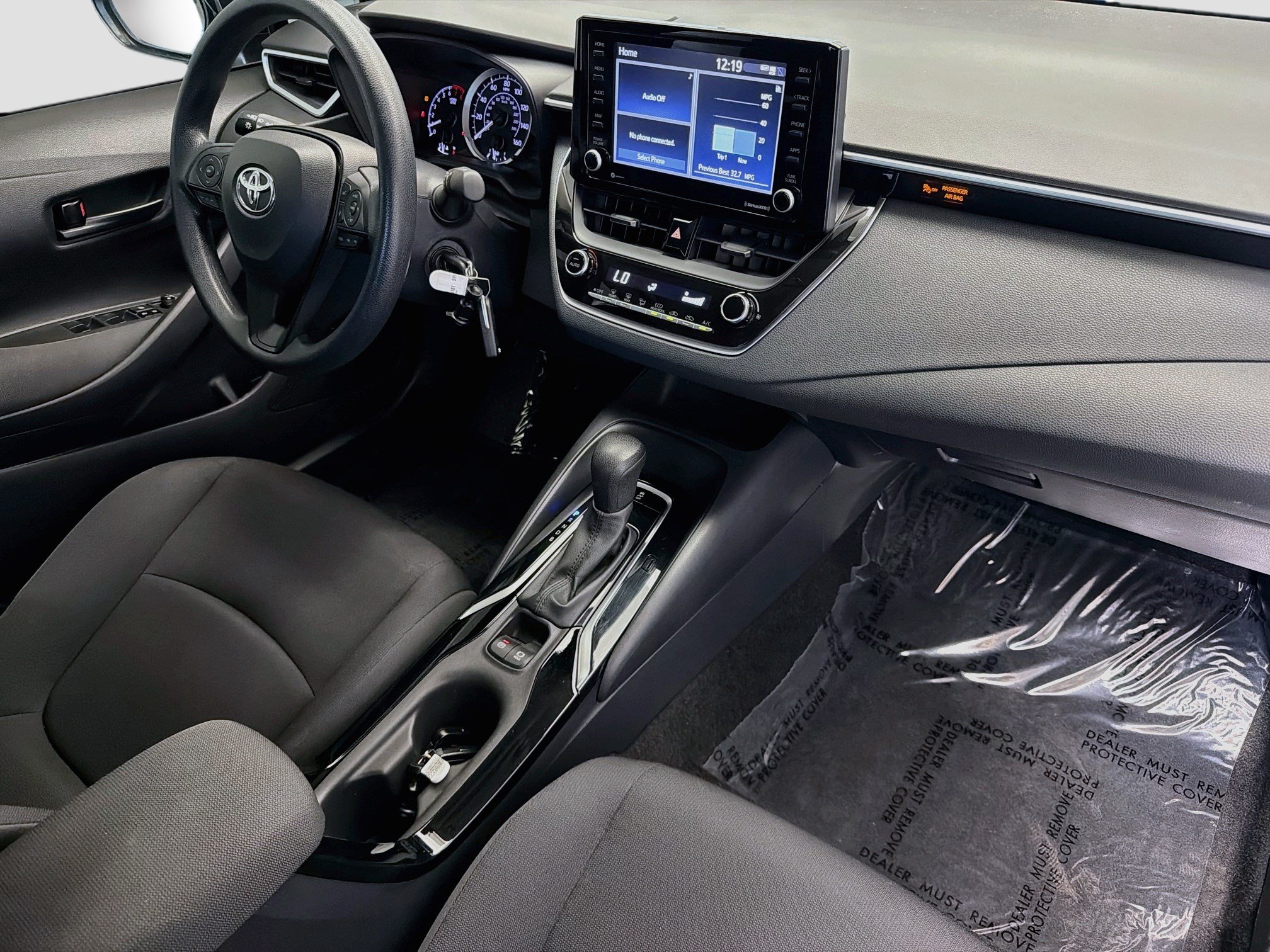 Used 2022 Toyota Corolla LE FWD image 12