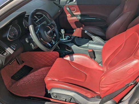 Used 2015 Audi R8 V8 w/ Full Leather Package image 14