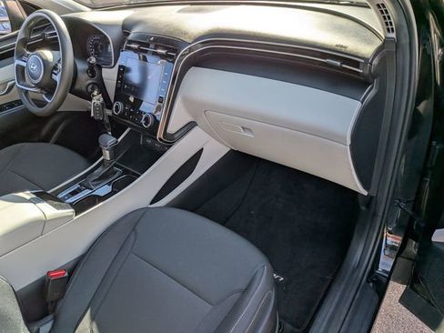 Used 2023 Hyundai Tucson SE image 36