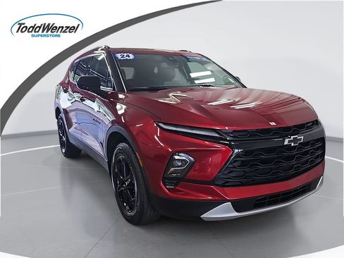 Certified 2024 Chevrolet Blazer LT w/ Convenience Package AWD/4WD image 1