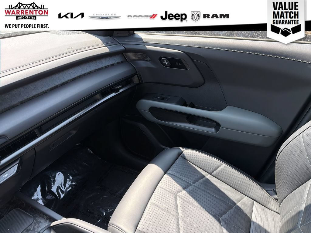 Used 2027 Kia Telluride SX Prestige X-Pro AWD/4WD image 29