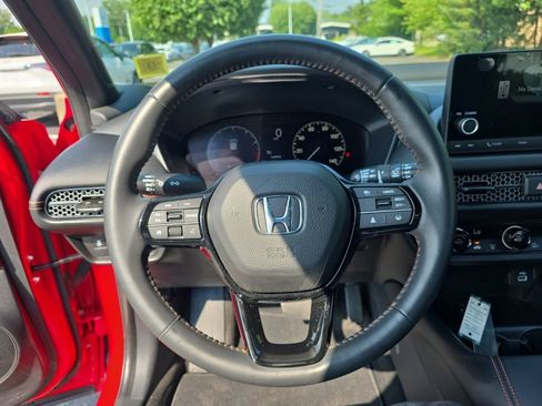 Used 2024 Honda HR-V Sport image 13