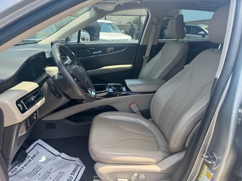 Used 2021 Lincoln Nautilus Reserve AWD/4WD image 14