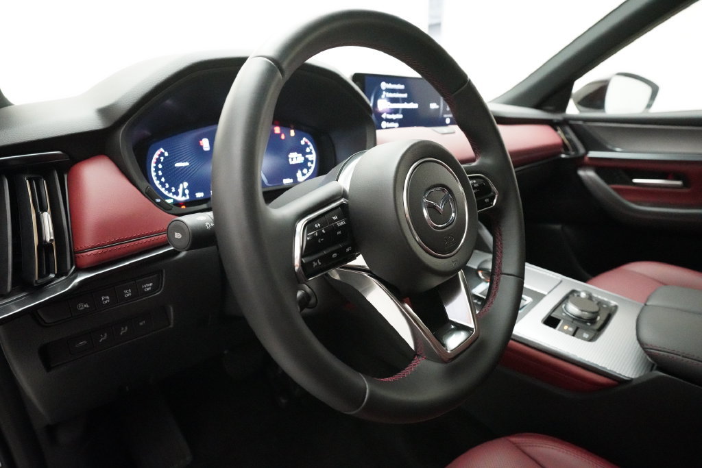 Certified 2026 MAZDA CX-70 3.3 Turbo S w/ Premium Package AWD/4WD image 8