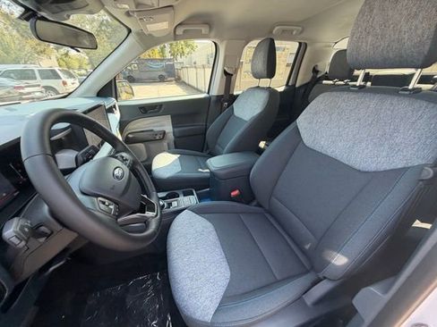 New 2025 Ford Maverick XLT w/ XLT Luxury Package image 14