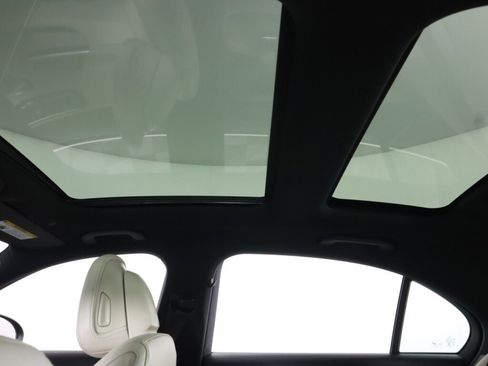 Used 2022 Mercedes-Benz C 300 Sedan image 26