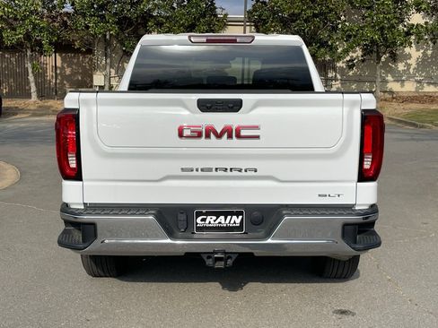 Used 2025 GMC Sierra 1500 SLT AWD/4WD image 6