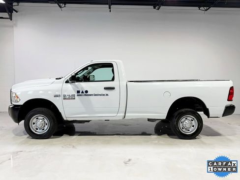 Used 2017 RAM 2500 Tradesman w/ Power & Remote Entry Group image 4