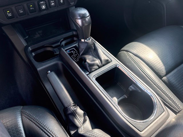 Used 2019 Toyota Tacoma TRD Off-Road AWD/4WD image 33