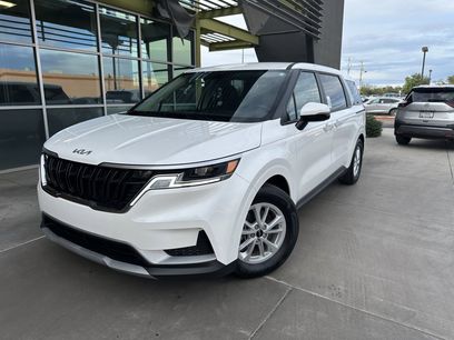 Used 2024 Kia Carnival LX