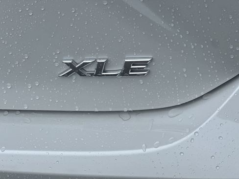 New 2026 Toyota Camry XLE AWD/4WD image 18