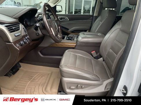 Used 2020 GMC Yukon XL Denali w/ Enhanced Security Package AWD/4WD image 22