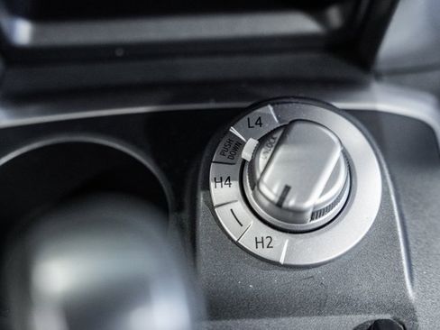 Used 2024 Toyota 4Runner SR5 Premium image 24