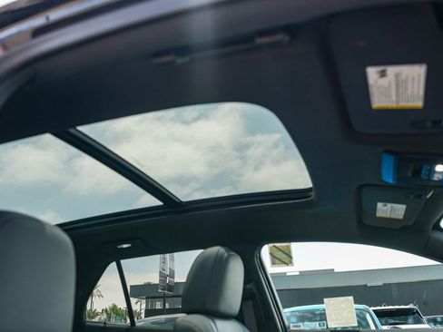 Used 2024 Honda Prologue Touring image 19