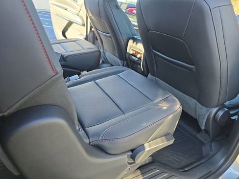 New 2026 Chevrolet Traverse Z71 w/ Enhanced Driving Package image 12