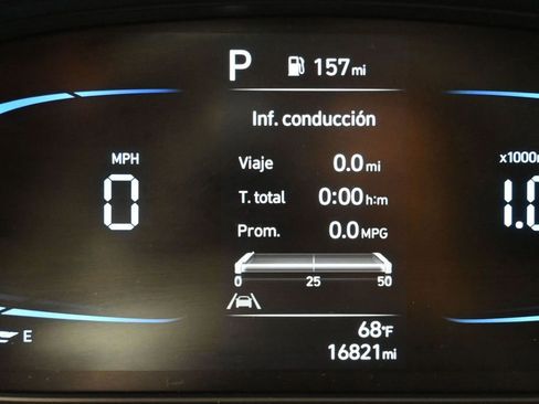 Certified 2023 Hyundai Venue SEL FWD image 16