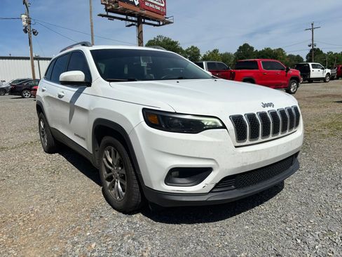 Used 2020 Jeep Cherokee Latitude Plus FWD image 5