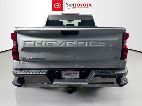 Used 2020 Chevrolet Silverado 1500 LT w/ Fleet Comfort Package AWD/4WD image 5