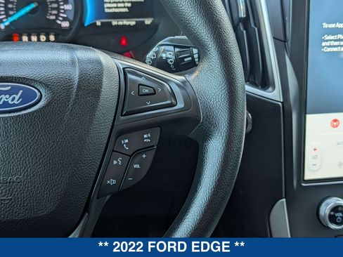 Certified 2022 Ford Edge SE w/ Black Appearance Package image 24