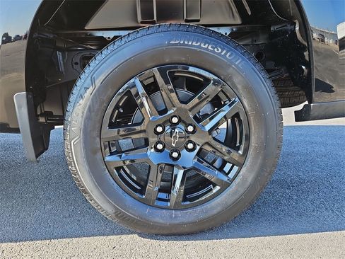 New 2026 Chevrolet Silverado 1500 Custom image 32