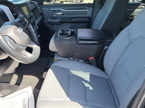 Used 2022 RAM 1500 Big Horn AWD/4WD image 11