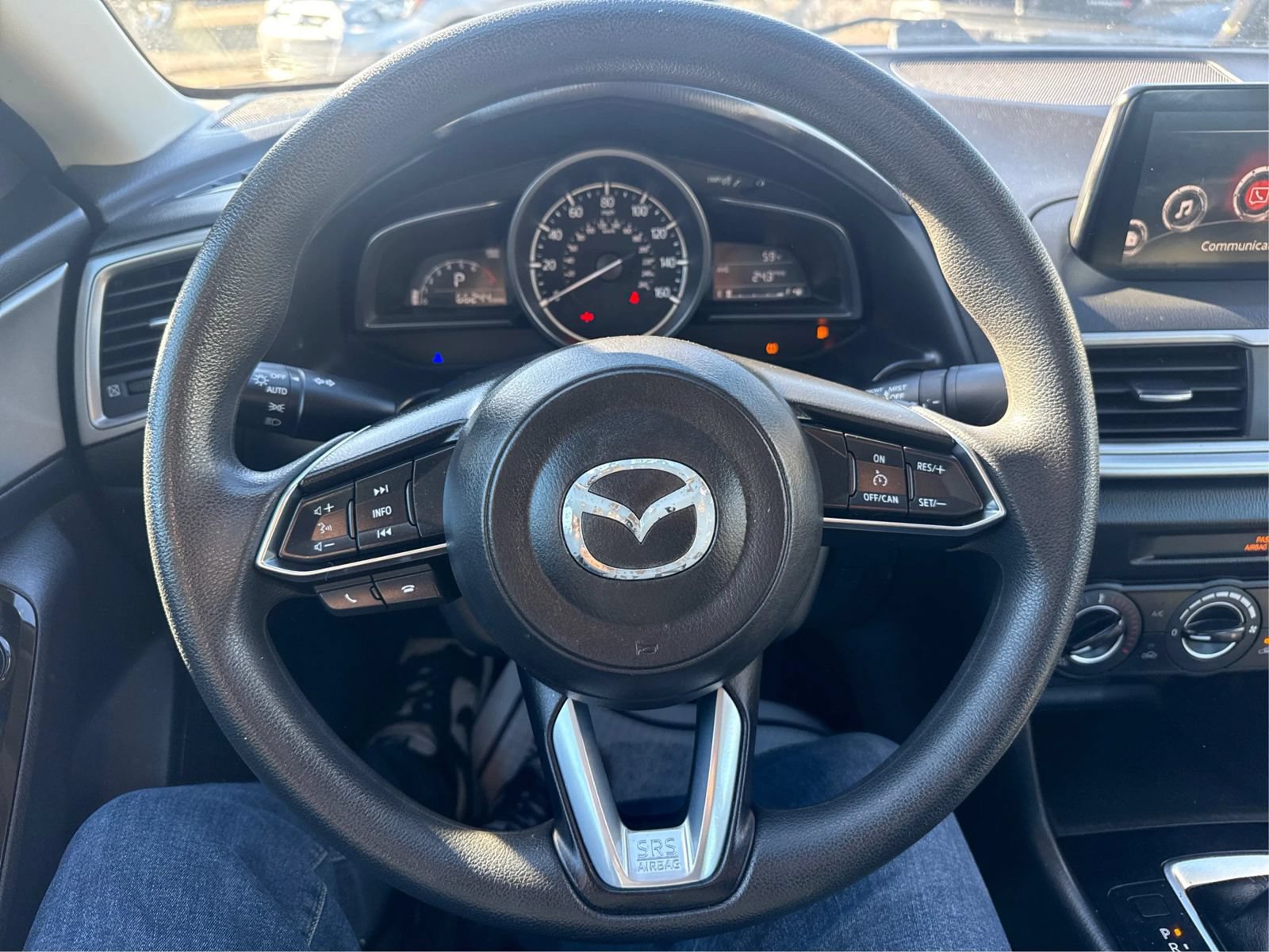 Used 2018 MAZDA MAZDA3 Sport w/ Preferred Equipment Package FWD image 17