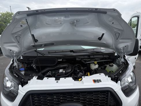 New 2026 Ford Transit 250 148 Medium Roof RWD image 38