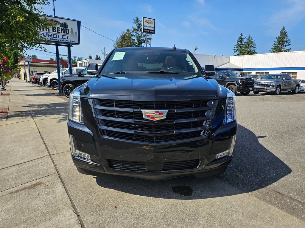 Used 2020 Cadillac Escalade Premium Luxury w/ Escalade Sport Edition AWD/4WD image 2