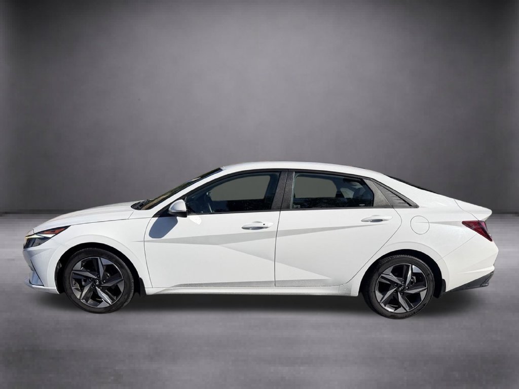 Used 2023 Hyundai Elantra SEL w/ Convenience Package FWD image 8