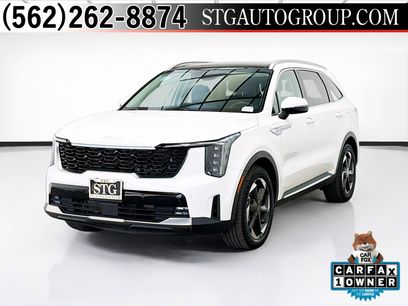 Used 2025 Kia Sorento EX w/ EX Panoramic Sunroof Package