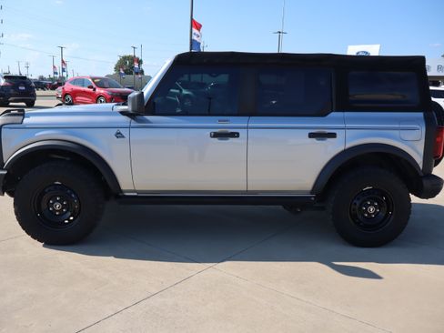 Used 2022 Ford Bronco Black Diamond AWD/4WD image 8