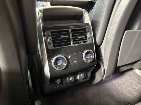 Used 2021 Land Rover Range Rover Sport HSE Silver Edition AWD/4WD image 15