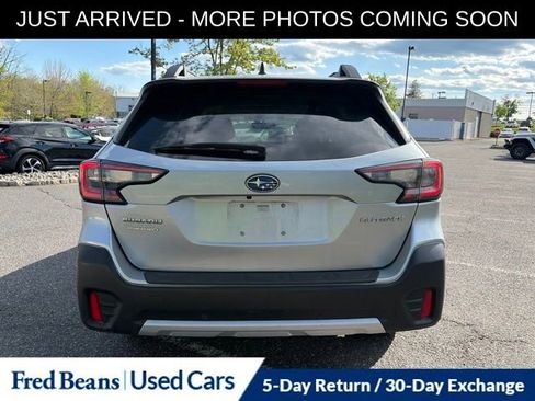Used 2021 Subaru Outback Limited AWD/4WD image 7