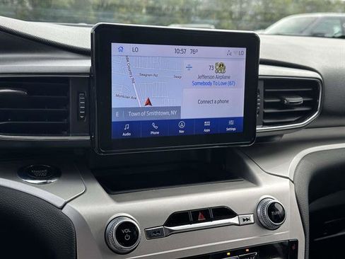 Used 2022 Ford Explorer XLT w/ Equipment Group 202A image 18