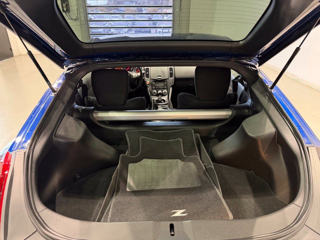 Used 2019 Nissan 370Z Coupe RWD image 35