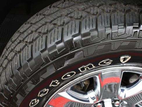 Used 2014 Ford F150 XLT w/ Equipment Group 302A Luxury image 39