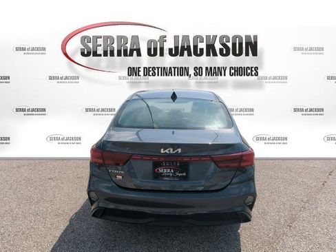 Certified 2024 Kia Forte LXS FWD image 7