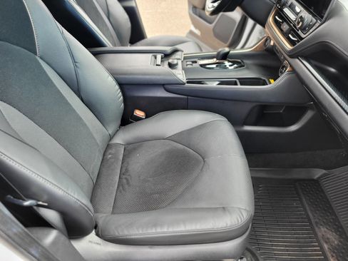 Certified 2024 Toyota Grand Highlander AWD Hybrid image 25