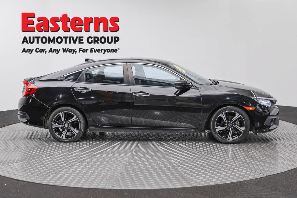 Used 2017 Honda Civic Touring image 6