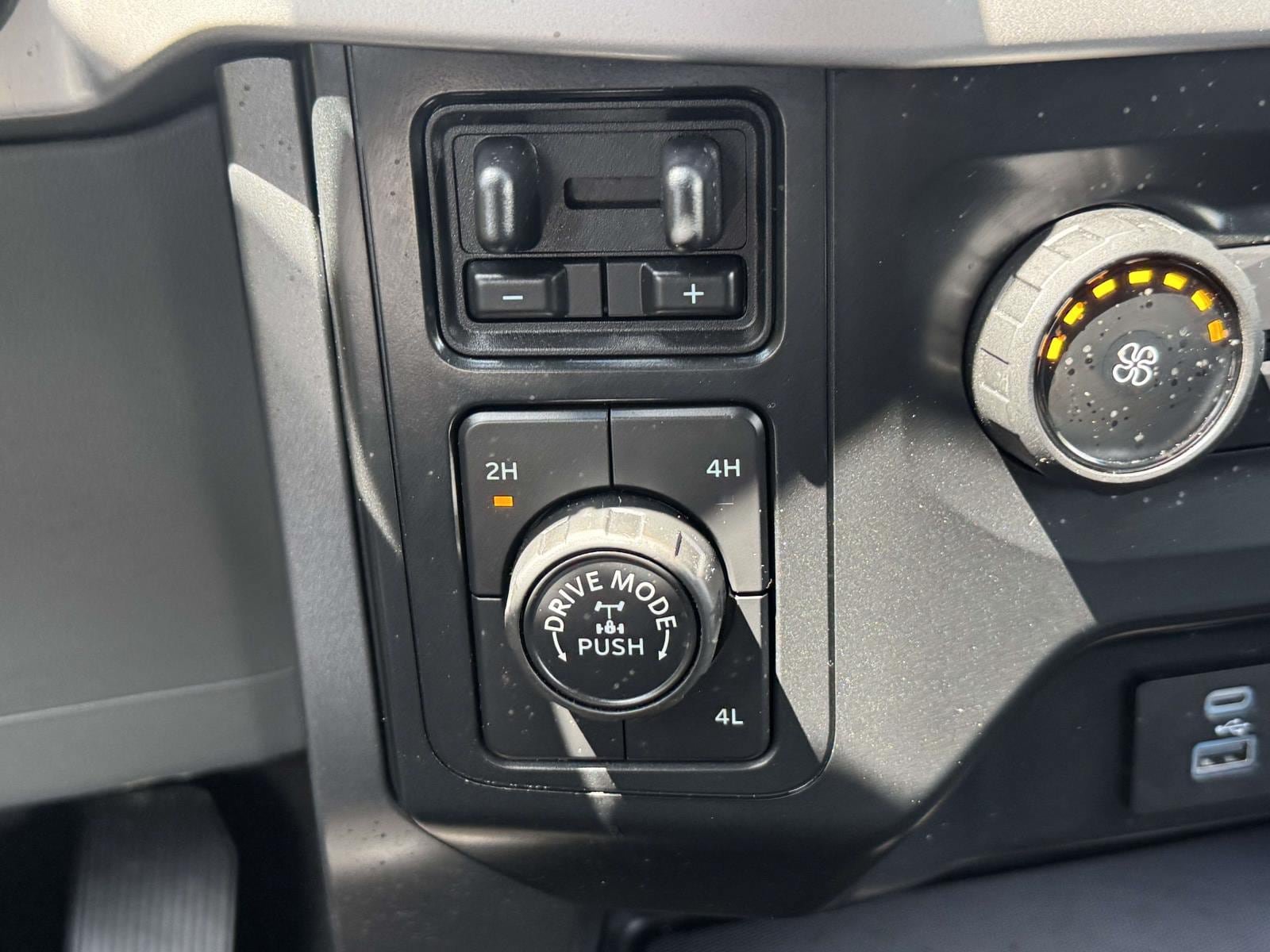 Used 2022 Ford F150 XLT AWD/4WD image 14