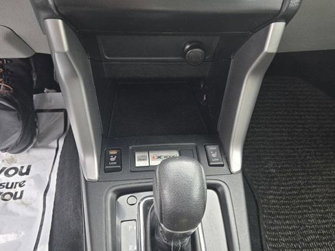 Used 2015 Subaru Forester 2.5i Touring w/ Eyesight & Navigation System image 14